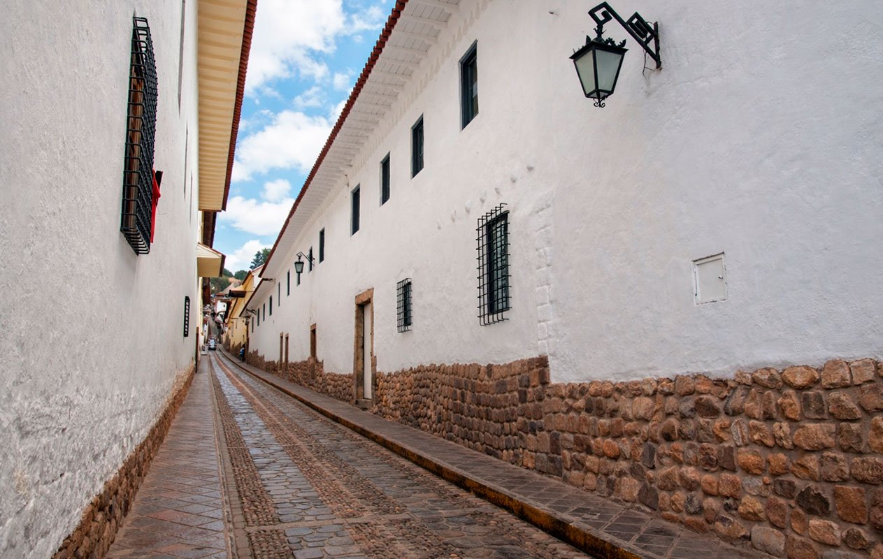 lugares-a-visitar-free-walking-tour-cusco-qoricancha templo del sol