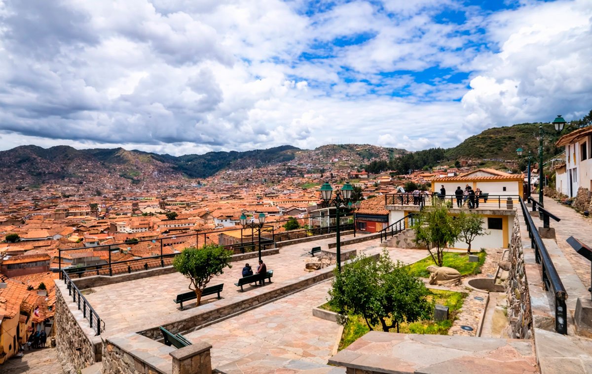 lugares-a-visitar-free-walking-tour-cusco-vista-mirador-san-blas